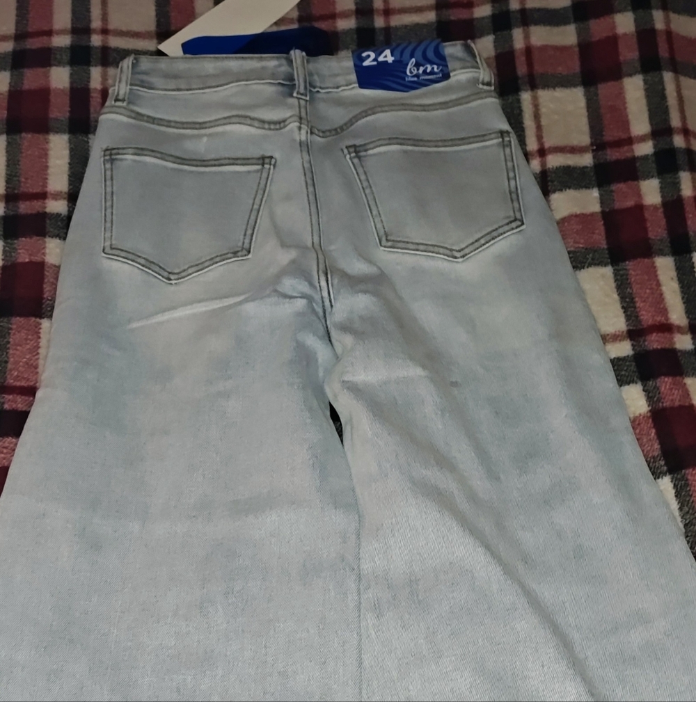 Light Blue Flare & Wide Leg Jeans NWT